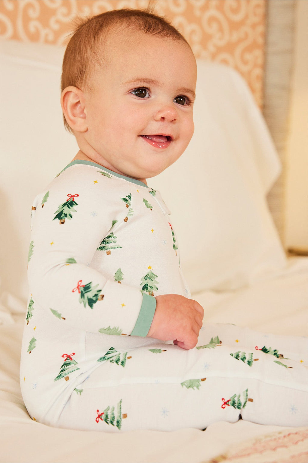 Baby Sleeper in Winter Wonderland - Main Image 3